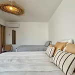 House With Lagoon View Terrace For 7 Guests 4 Star Rated Sète