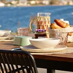 House With Lagoon View Terrace For 7 Guests 4 Star Rated Sète