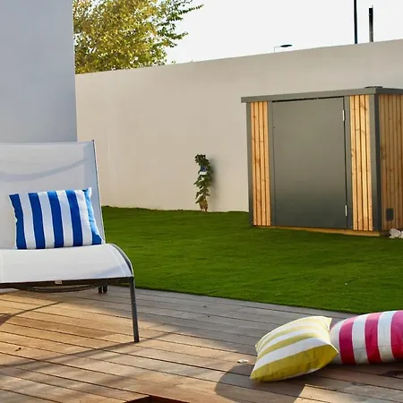 Villa House With Lagoon View Terrace For 7 Guests 4 Star Rated
