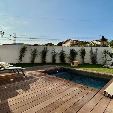 Villa House With Lagoon View Terrace For 7 Guests 4 Star Rated *