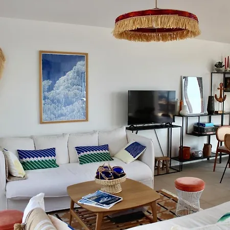 House With Lagoon View Terrace For 7 Guests 4 Star Rated Sète