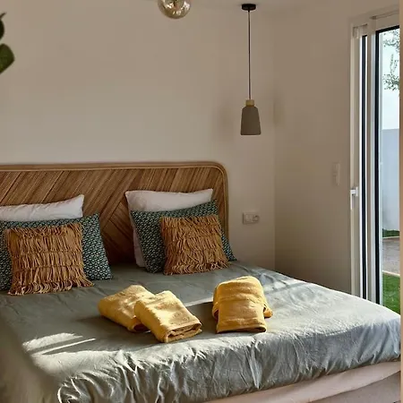 House With Lagoon View Terrace For 7 Guests 4 Star Rated Villa Sète